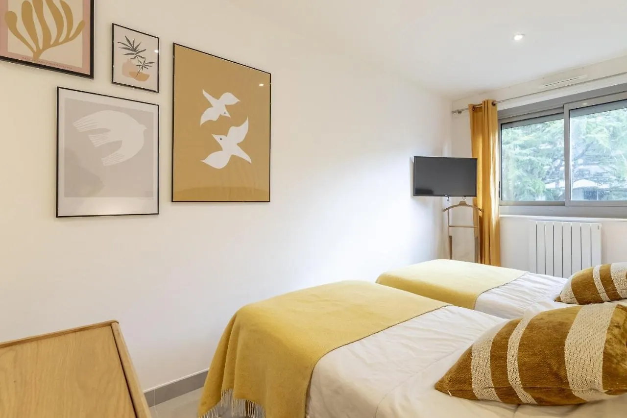 Apartamento Grand Appartement De Standing Avec Terrasse Vue Port Au Centre De Vannes França